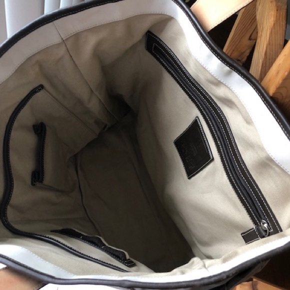 Coach Tote Bag - Picture 5 of 9